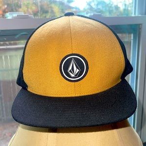 Young kids Volcom cap SnapBack